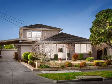 4 hermes court keilor|Hermes Court, Keilor VIC 3036 Street Information .